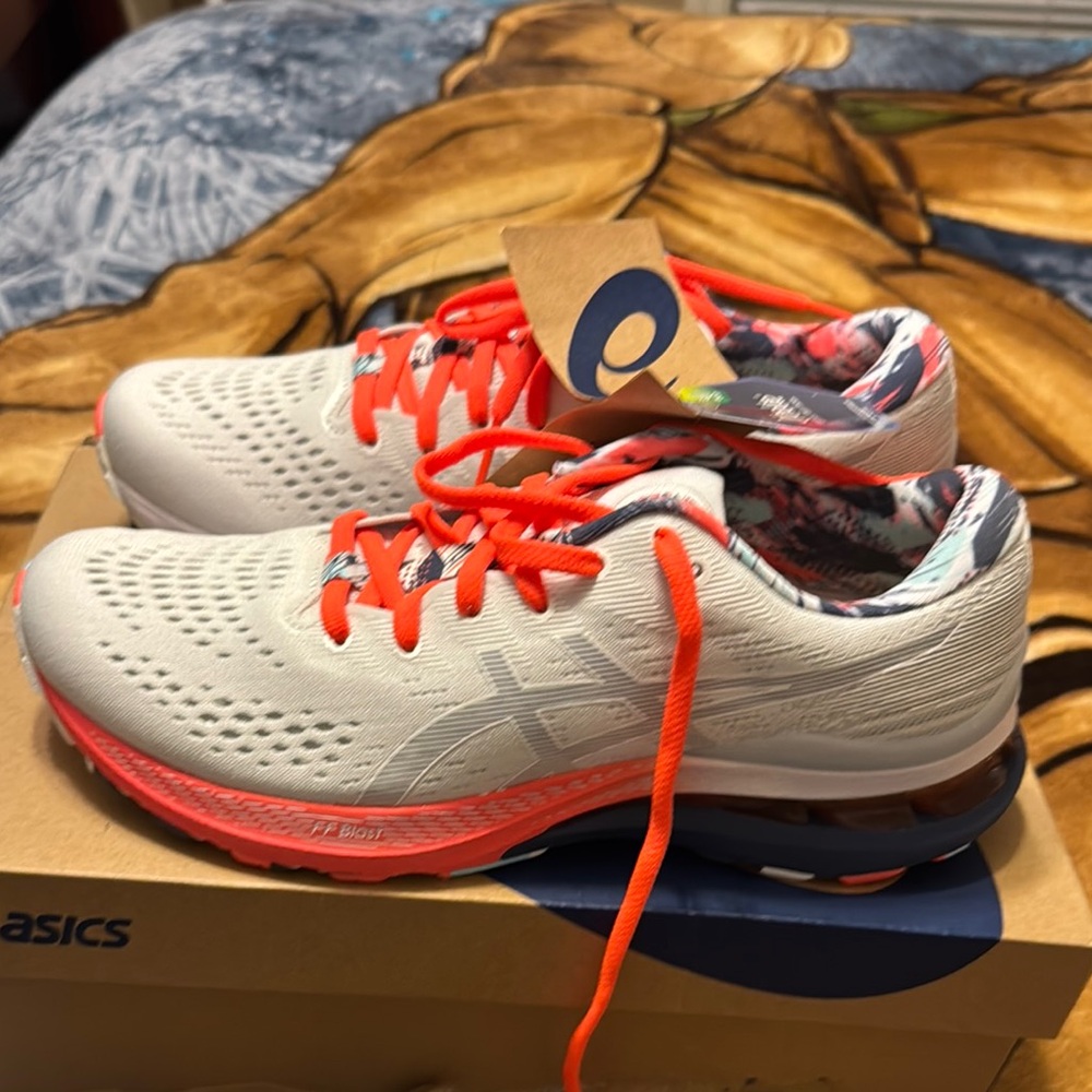 Asics White and Orange Running Shoes